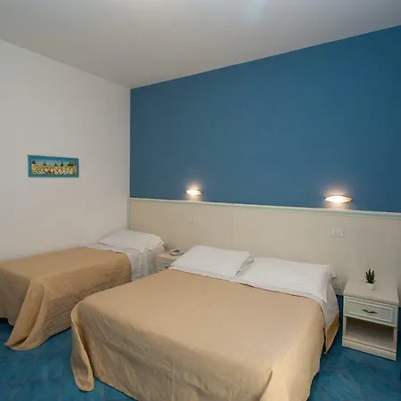 De Rosa Hotell Maiori